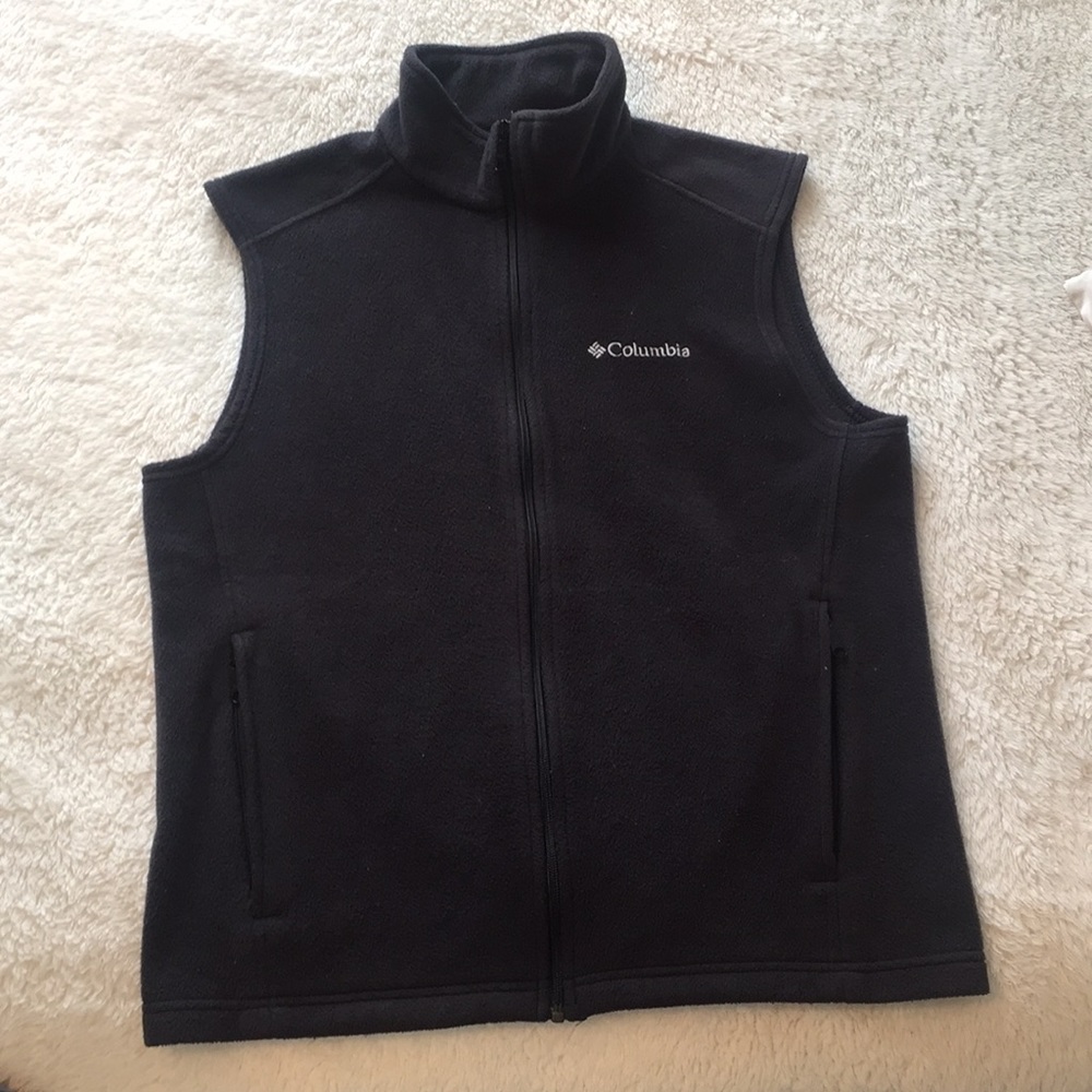 Men’s Columbia fleece vest